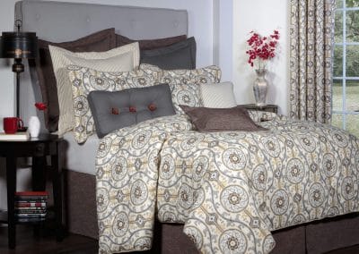 Izmir Comforter Set