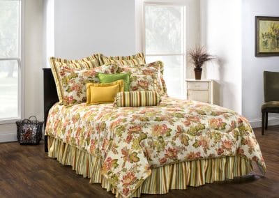 Luxuriance Bedding Collection Icon 1905