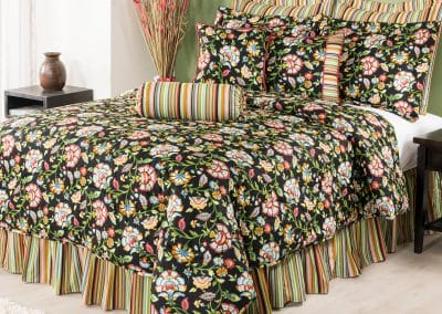 Cambridge Noir Comforter Set