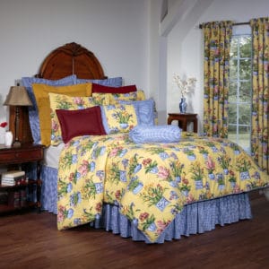 Melanie Buttercream Comforter Set