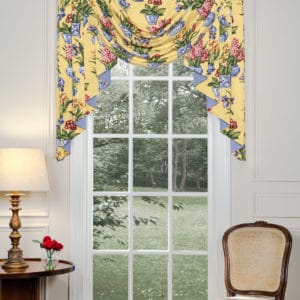 Melanie Buttercream Jabot and Cascade Set