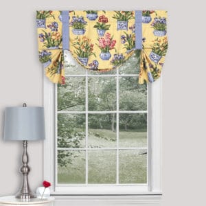 Melanie Buttercream Tie Up Valance
