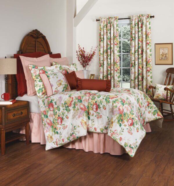 Cottage Rose Comforter Set/Only
