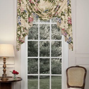 Hillhouse III Jabot and Cascade Set